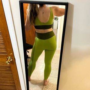Ivy Park Seamless Green Set
